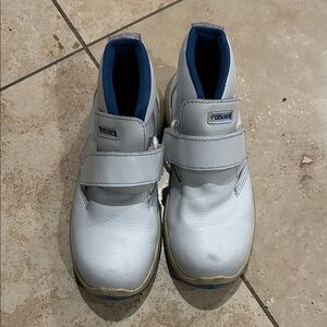 Robusta Japanese moon boots -sz 38